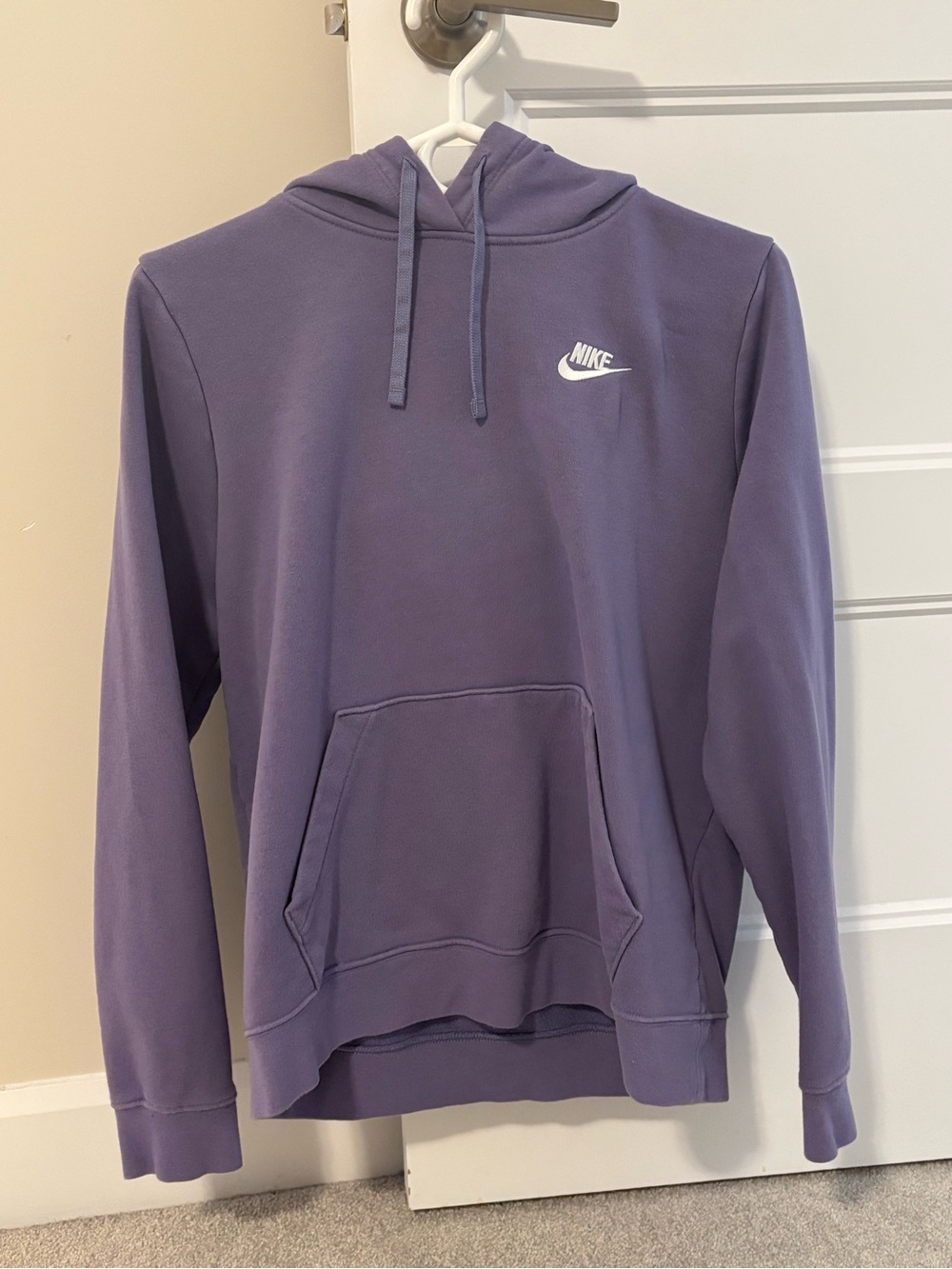 Nike Women’s Purple Hoodie Sweatshirt